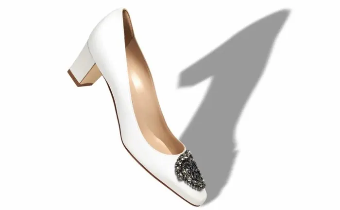 Women Cream Crepe De Chine Jewel Buckle Pumps Manolo Blahnik Pumps