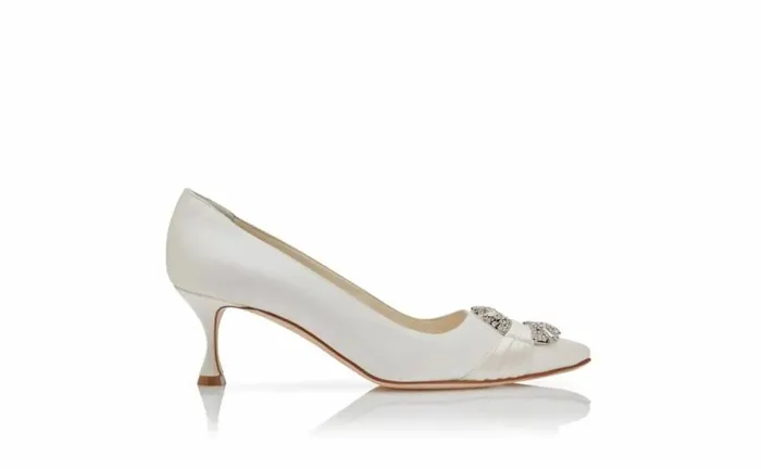 Women Cream Satin Embellished Buckle Pumps Manolo Blahnik Pumps