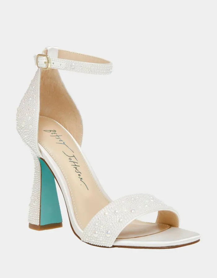 Women DANI IVORY Ivory Betsey Johnson