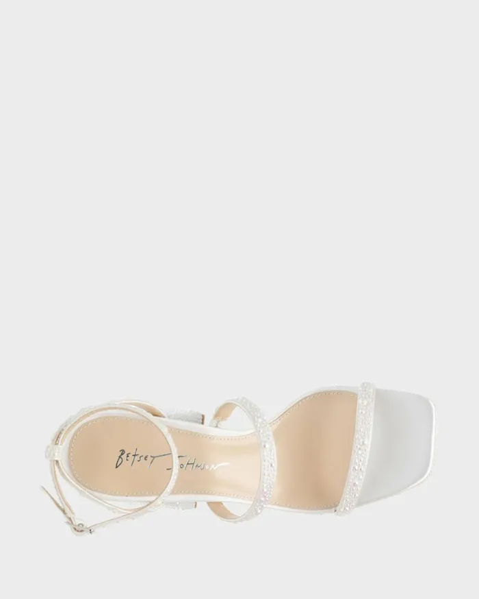 Women DENNI IVORY Pearl Betsey Johnson Women DENNI IVORY Pearl Betsey Johnson
