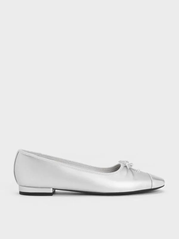 Women Glennis Bow Ballet Flats 8211 Silver CHARLES and KEITH Ballet Flats