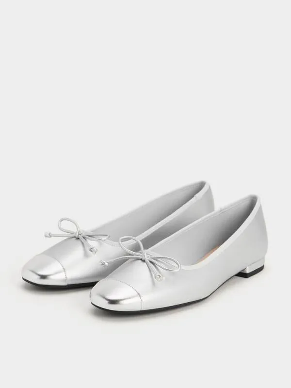 Women Glennis Bow Ballet Flats 8211 Silver CHARLES and KEITH Ballet Flats