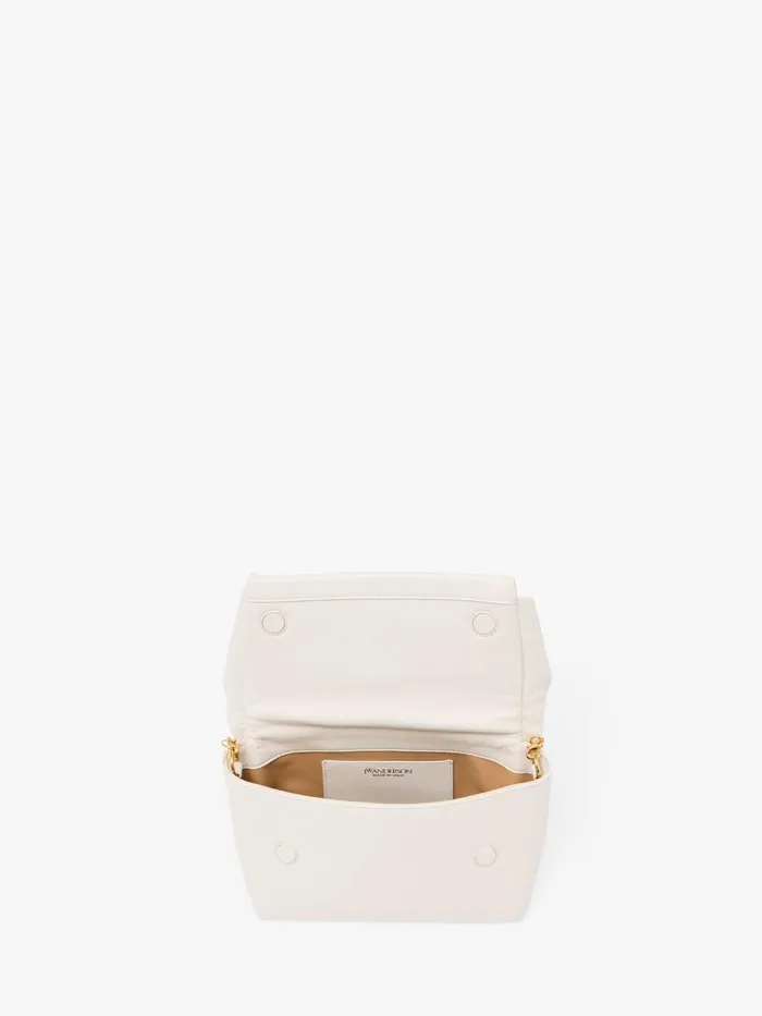 WomenMen Twister Bag JW Anderson MEDIUM BOW TWISTER 8211 LEATHER TOP HANDLE BAG Off White WomenMen Twister Bag JW Anderson MEDIUM BOW TWISTER 8211 LEATHER TOP HANDLE BAG Off White