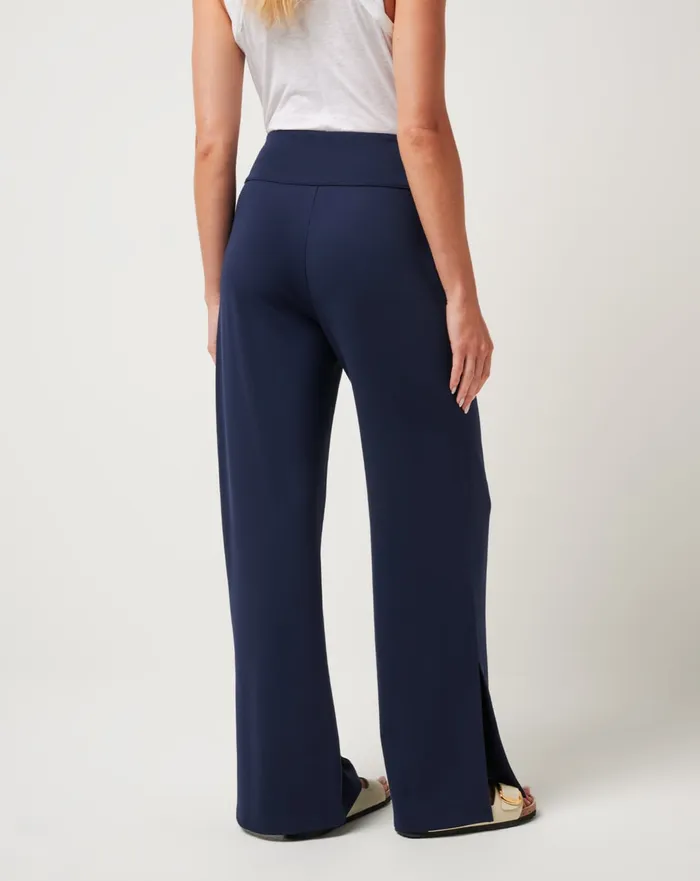 Women Pants TravisMathew SPA DAY PANT Navy Blazer