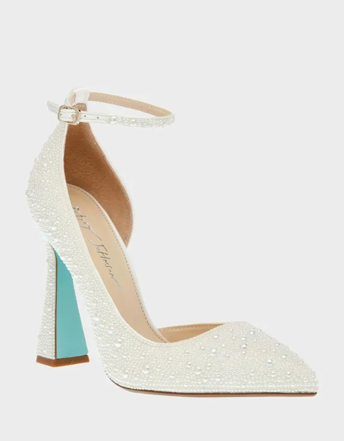 Women RAMSY IVORY Ivory Betsey Johnson