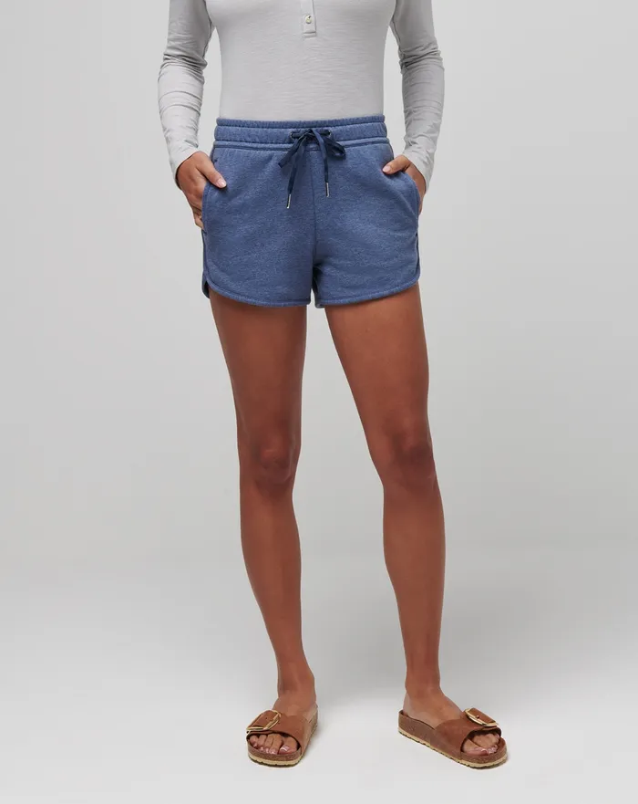 Women Shorts TravisMathew CLOUD FLEECE SHORT 20 Heather Navy