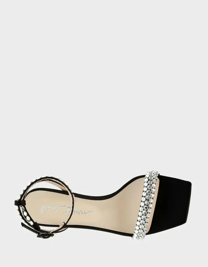 Women STONE BLACK Black Betsey Johnson
