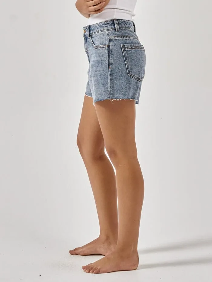 Womens Erica Mid Rise Short Weathered Blue Thrills Denim Shorts
