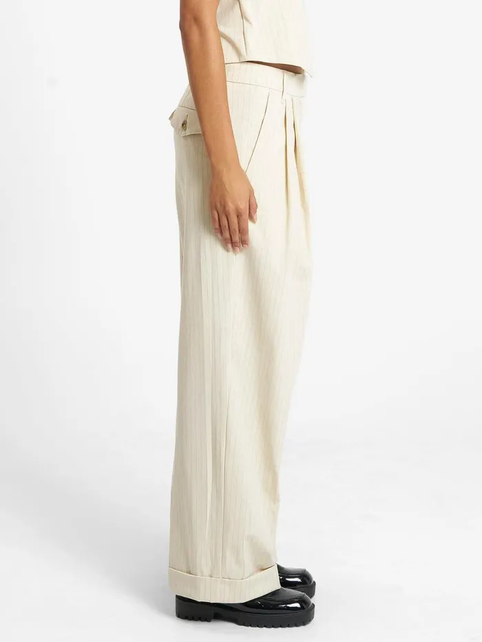 Womens Giovanna Trouser Milk Thrills Pants