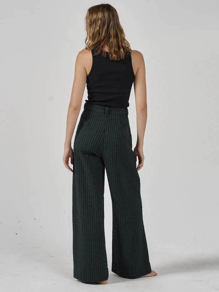 Womens Paradise Code Artist Pant Mallard Green Thrills Pants