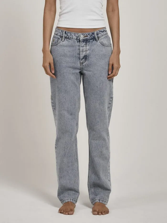 Womens Saskia Low Straight Jean Garage Blue Thrills Denim